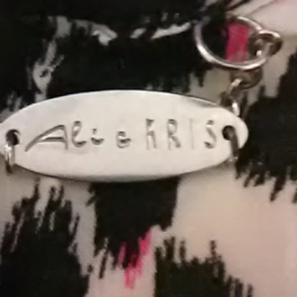 Tank - Picture 3 of 3